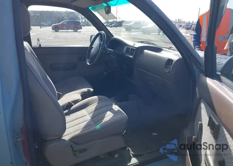 1996 Toyota Tacoma Xtracab from USA, damaged, VIN 4TAVL52N2TZ170312